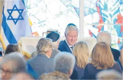  ?? JOHNNY LOUIS/COURTESY ?? Former President Bill Clinton spoke to about 150 people at the Century Pines Jewish Center in Pembroke Pines on Sunday.