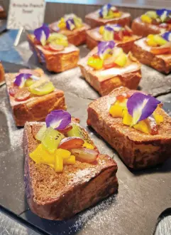  ??  ?? BRIOCHE French Toasts, one of the specialtie­s of Craft Breads