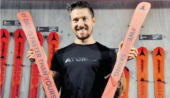  ?? BILD: SN/APA/BARBARA GINDL ?? Die Kinderski als kleiner Fingerzeig: Marcel Hirscher startet Sonntag in Levi in seine vielleicht letzte Saison.