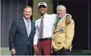  ?? MATT ROURKE/AP ?? Washington’s Kevin King (center) poses with former Packers great Jim Taylor (right) and NFL Commission­er Roger Goodell after King was selected by the Packers on Friday.