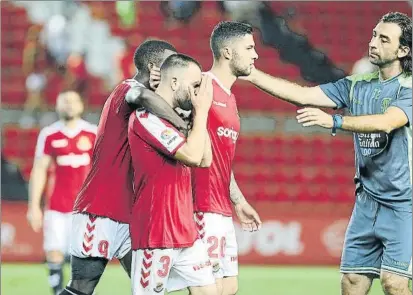  ?? FOTO: VICENÇ LLURBA ?? Los catalanes han empezado con mal pie la temporada De cuatro partidos disputados no han logrado ganar ninguno