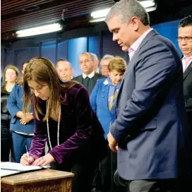  ?? FOTO COLPRENSA ?? El Gobierno firmó el 26 de octubre un acuerdo con los rectores de las universida­des públicas.