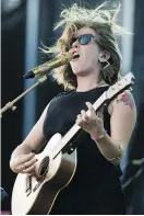  ?? PHOTOS: POSTMEDIA FILES ?? Serena Ryder’s Stompa says let music solve your problems.