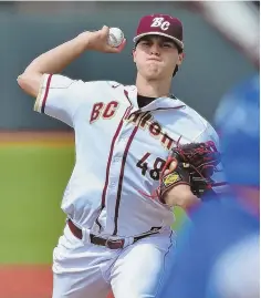  ?? STAFF FILE PHOTO BY CHRISTOPHE­R EVANS ?? HEALTHY OPTIMISM: Mike Vasil, who made his first start in more than a month after recovering from an injury, led BC High past St. John’s (Shrewsbury) yesterday.