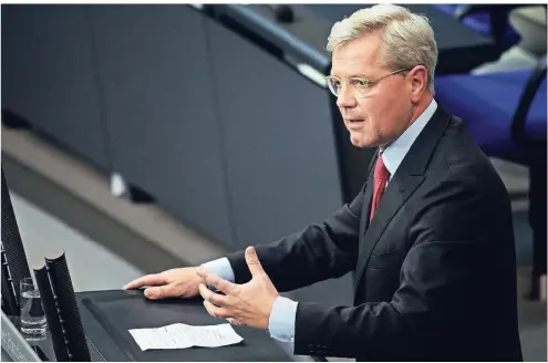  ?? FOTO: DPA ?? Norbert Röttgen während einer Sitzung des Deutschen Bundestage­s.