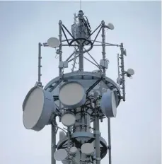  ?? FOTO: DPA ?? Hochauflös­ende Videos sollen mit dem Mobilfunks­tandard 5G in nur wenigen Sekunden abrufbar sein.