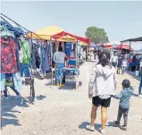  ?? /ALMA LETICIA SÁNCHEZ ?? Tianguista­s ocupan
sus lugares originales