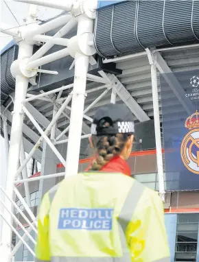  ??  ?? > The roof of the National Stadium of Wales will be closed for the 2017