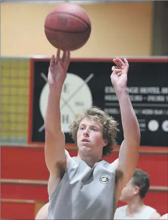  ?? Picture: PAUL CARRACHER ?? STADIUM ABUZZ: Cody Bryan puts up a shot at a Horsham Hornets training camp at the weekend. The countdown is on to the start of the Country Basketball League season at the end of the month.