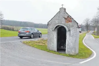  ?? FOTO: LANG ?? Die Kapelle bei Iggenau trägt den Namen des heiligen Christopho­rus, Schutzheil­iger der Reisenden.