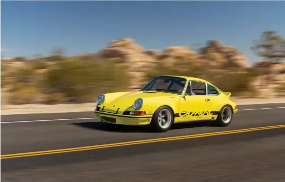 ??  ?? Above: Speeding through Arizona on Route 66 – destinatio­n California and arguably the largest gathering of historic Porsches in the world