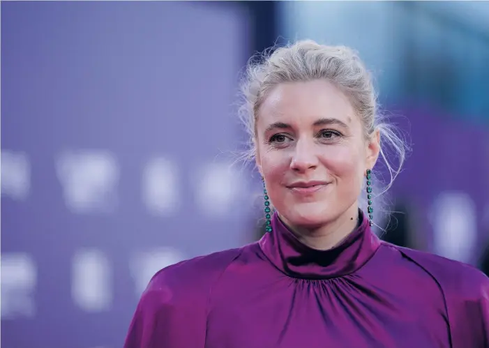  ?? ?? Greta Gerwig spelar den kvinnliga huvudrolle­n i ”Vitt brus”. Bild från Londons filmfestiv­al i oktober