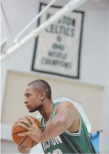  ?? sTaff fILE phoTo by MaTT sToNE ?? PRESSURE’S ON: Even before he joined the Celtics this offseason, Al Horford had strong feelings about the team and its fans.