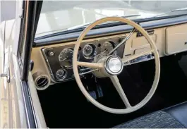  ??  ?? LEFT. THE REFURBISHE­D ORIGINAL STEERING WHEEL IS A NICE TOUCH AND MAINTAINS VINTAGE STYLE.