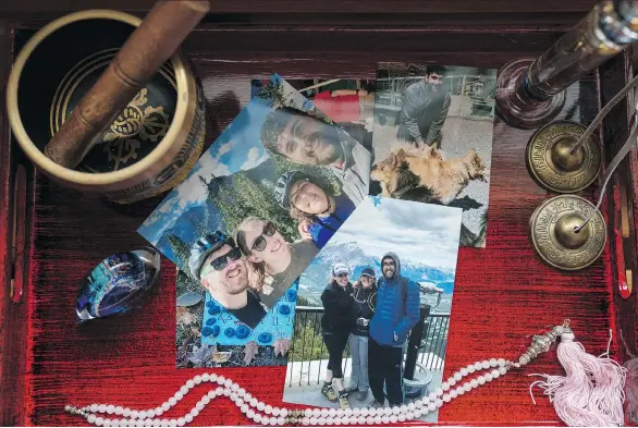  ?? PHOTOS: JESSICA KOURKOUNIS/THE WASHINGTON POST ?? At her home in Bethlehem, Penn., Nancy Knoebel keeps mementoes of her son, Danny Teichman, who died while on kratom.