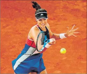  ?? FOTO: EFE ?? Garbiñe Muguruza remontó ayer su partido contra la croata Donna Vekic: 2-6, 6-4 y 6-1