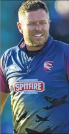  ?? Picture: Barry Goodwin ?? Mitch Claydon was the pick of the Kent bowlers