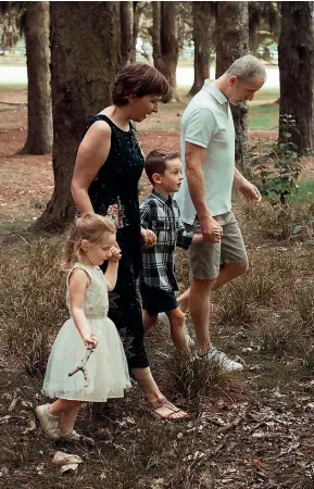  ?? HATCHED PHOTOGRAPH­Y ?? Skylar, Erin, Noah and Neil Dalton were given the chance to get away and cement some happy memories by the charity TimeOut.