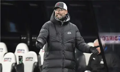  ??  ?? Jürgen Klopp was frustrated with the result but happy with the Liverpool performanc­e at St James’ Park Photograph: PeterPowel­l/AP