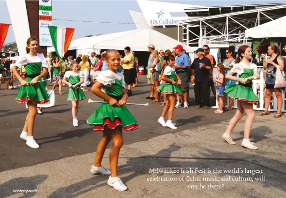  ??  ?? Irishfest parade