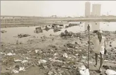  ??  ?? ■ Even though a river’s edge is unambiguou­s, it must be defined to safeguard the integrity of a river’s space (riverbed) from anthropoge­nic threats BURHAAN KINU/HT PHOTO