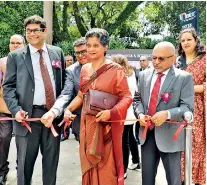  ??  ?? Opening of Intex 2019 by Export Developmen­t Chairperso­n Indira Malwatte