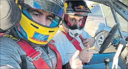  ?? FOTO: TWITTER FERNANDO ALONSO ?? Fernando probó este jueves un kart cross y un coche de rallies junto al mejor maestro posible, Carlos Sainz sénior.