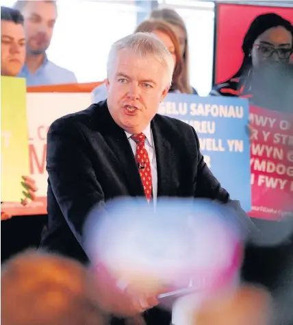  ?? Richard Williams ?? > Carwyn Jones launches the Welsh Labour manifesto at the SSE Swalec Stadium in Cardiff