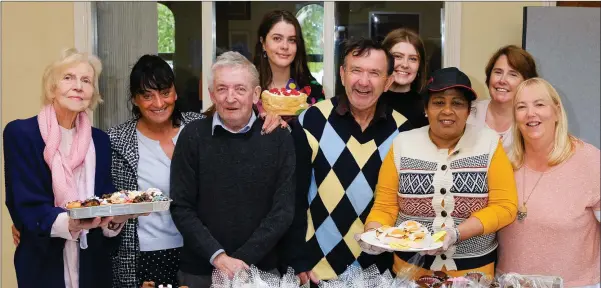  ??  ?? Vera O’Toole, Sharon Louise Plunkett, John Corcoran, Evelyn Cotter, Ciaran Megannety, Lauren Cotter, Sarah O’Toole, Hazel Cotter and Linda Greene at the cake sale in aid of Bray Seniors Christmas Party at Our Lady Queen of Peace.