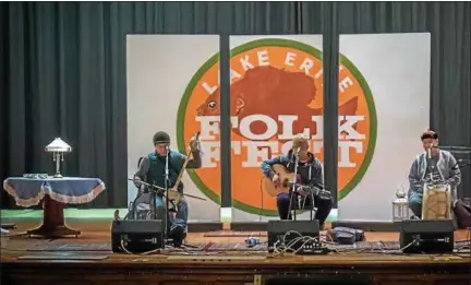  ?? COURTESY OF STEPHEN HERRON ?? The Alash Ensemble at the 2017 Lake Erie Folk Fest concert at Shore Cultural Centre.