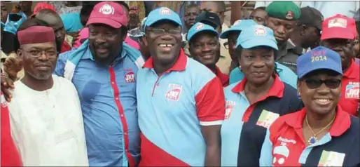  ??  ?? Oni (left) with Fayemi middle) during Fayemi’s governorsh­ip re-election campaign in 2014
