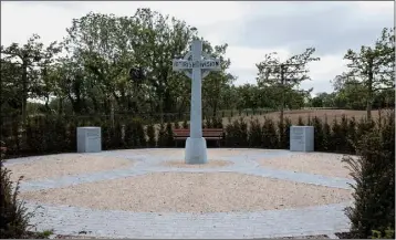  ??  ?? The World War I memorial contained in the park.