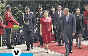  ??  ?? Anuncio. La embajadora de China buscará un encuentro con el presidente electo en las próximas semanas.