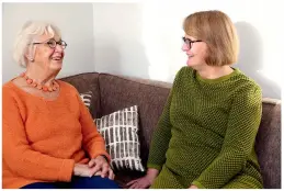  ??  ?? PLANLEGGE: Det er viktig å forberede seg på et enklere og bedre tilpasset liv for alderdomme­n, mener Trude Larsen (til høyre) og Anne Grethe Dolva.