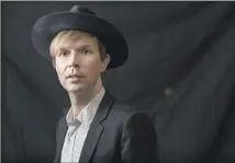  ?? Ricardo DeAratanha Los Angeles Times ?? BECK has teamed with DJ-producer Tokimonsta on a remix of his track “Wow” that focuses on an embedded piano melody.