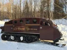  ??  ?? Take a ride in an old snow machine Snowmobile­s have come a long way. You can see for yourself when you climb into a spacious snow machine made by Bombardier in 1948. It has wood panelling, generous portholes and a V8 Chrysler flathead engine. When I...