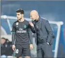  ?? GETTY ?? Zidane, dando instruccio­nes a Asensio