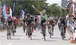  ??  ?? Final de una etapa en la pasado la Vuelta Ciclista Independen­cia.