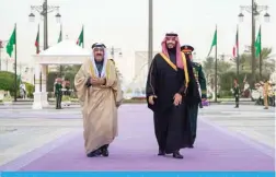  ?? ?? RIYADH: This handout picture shows Saudi Arabia’s Crown Prince Mohammed bin Salman bin Abdulaziz Al-Saud welcoming Kuwait’s Amir HH Sheikh Mishal Al-Ahmad (S 1HILY (S :HIHO \WVU OPZ HYYP]HS MVY HU VMÄJPHS ]PZP[ PU 9P`HKO · (-7