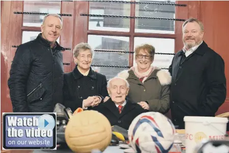  ??  ?? Birthday surprise for 102-year-old SAFC supporter Ernie Jones at The Fans Museum with, from left, former SAFC captain Kevin Ball, daughters Dorothy Kay and Pauline Peel and museum founder Michael Ganley.
