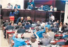  ?? FOTO: DAVID ROMERO ?? Diputados de los partidos de oposición se negaron a respaldar este replanteam­iento por desconocer a que ilícitos modificarí­an.
