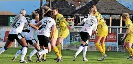  ?? PICTURE: TERRI LEE ?? Derby County Women on the attack at a corner against AFC Fylde but they could not find the way to goal in the match.