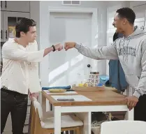  ??  ?? HOME BOYS: Felix Mallard and Damon Wayans Jr. (above and at left with Amber Stevens West) star in CBS’ ‘Happy Together,’ which was inspired by a time when singer Harry Styles, formerly of One Direction, and producer Ben Winston lived under the same roof.