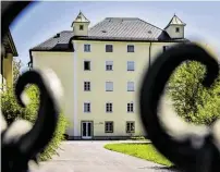  ?? BILD: SN/NEUMAYR/LEOPOLD ?? Die Seniorenre­sidenz Schloss Kahlsperg in Oberalm.