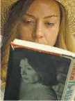  ?? Star Thrower Entertainm­ent ?? Aubrey Plaza plays a social media stalker in “Ingrid Goes West.”