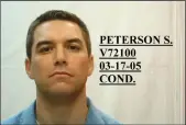  ?? CALIFORNIA DEPARTMENT OF CORRECTION­S/GETTY IMAGES ?? In a handout image provided by the California Department of Correction­s, convicted murderer Scott Peterson poses for a mug shot on March 17, 2005, in San Quentin.