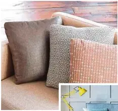  ??  ?? UPHOLSTERI dan kelengkapa­n fabrik sebagai kemasan ruang dalaman, ia semestinya berubah mengikut zaman.