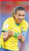  ?? / Foto: AP ?? LEYENDA. Marta celebra su gol 17 en Mundiales.