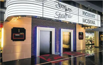  ??  ?? Nazwy sal w nowym kinie Helios w Blue City nawiązują do zamkniętyc­h już XX-wiecznych kin Warszawy