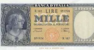  ??  ?? C’era una volta Uno degli esemplari esposti: Repubblica Italiana, le 1000 lire del 1947. Banca d’Italia, Roma